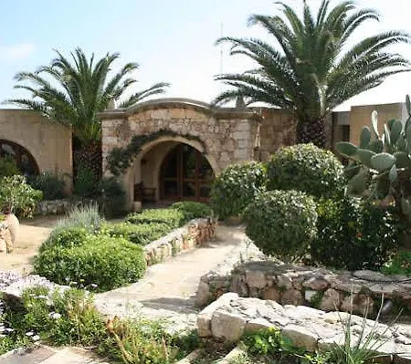 Villa Ta Cenc