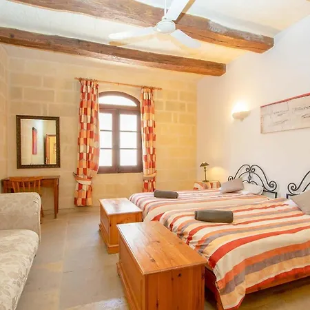 Villa Ta Cenc *