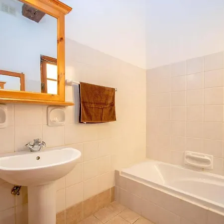 Villa Ta Cenc *