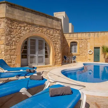 Villa Ta Cenc