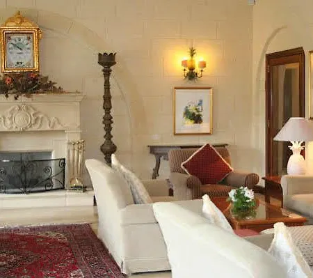 Villa Ta Cenc